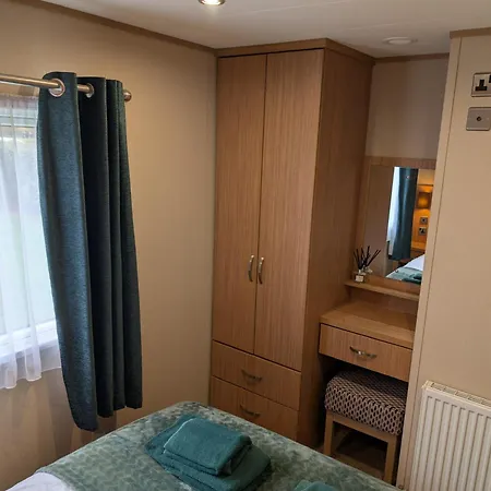 Laurel Rise 42 - Primrose Valley Lägenhet *