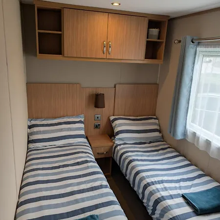Laurel Rise 42 - Primrose Valley Lägenhet *